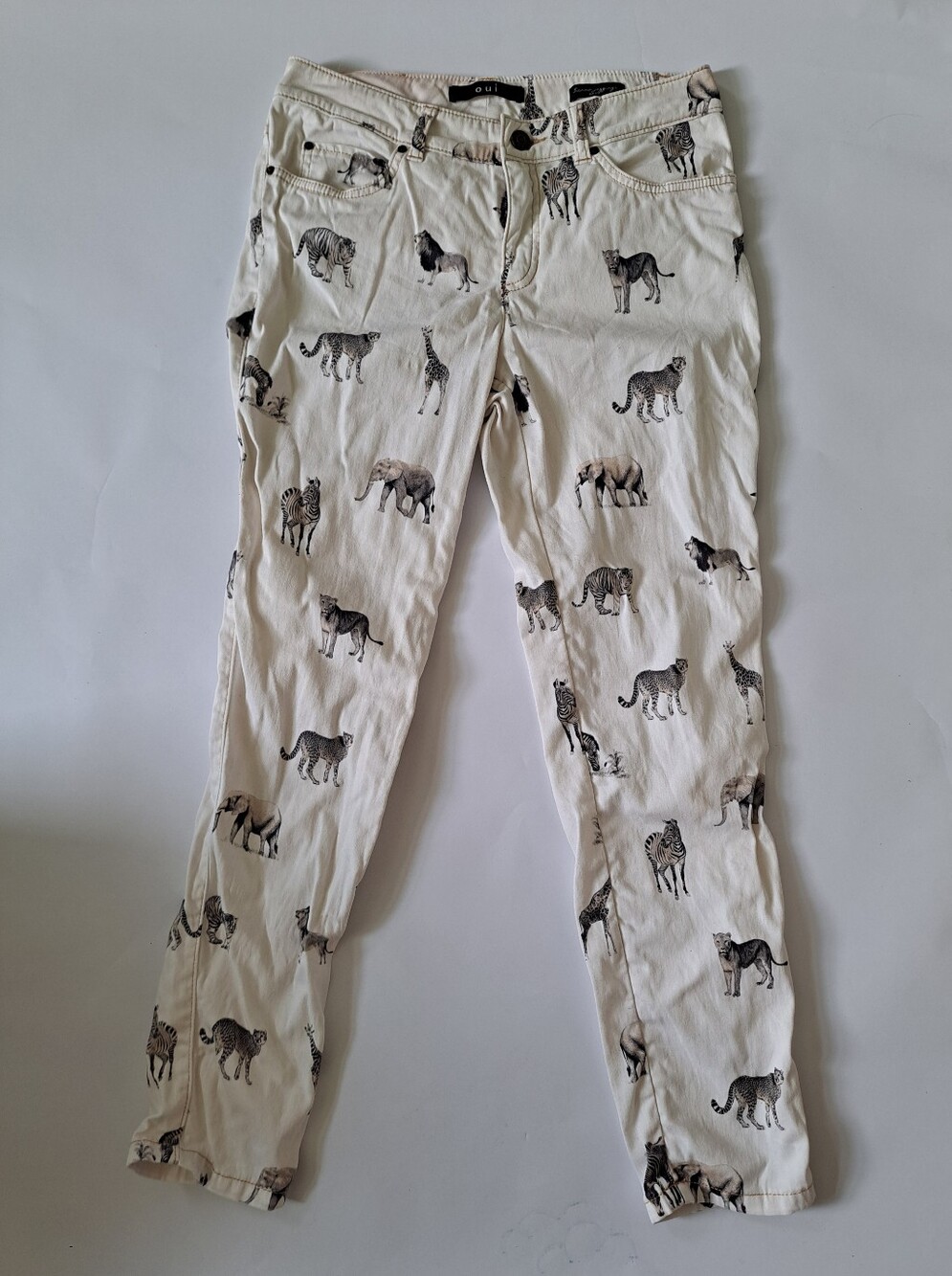 Oui Pants Slim Fit Size 8 | White Safari Animal Print Pants